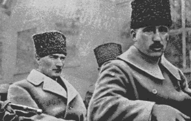 10 KASIM SÖZLERİ| Atatürk ile ilgili duygusal sözler resimli! 10 Kasım uzun, yeni durum mesajları!